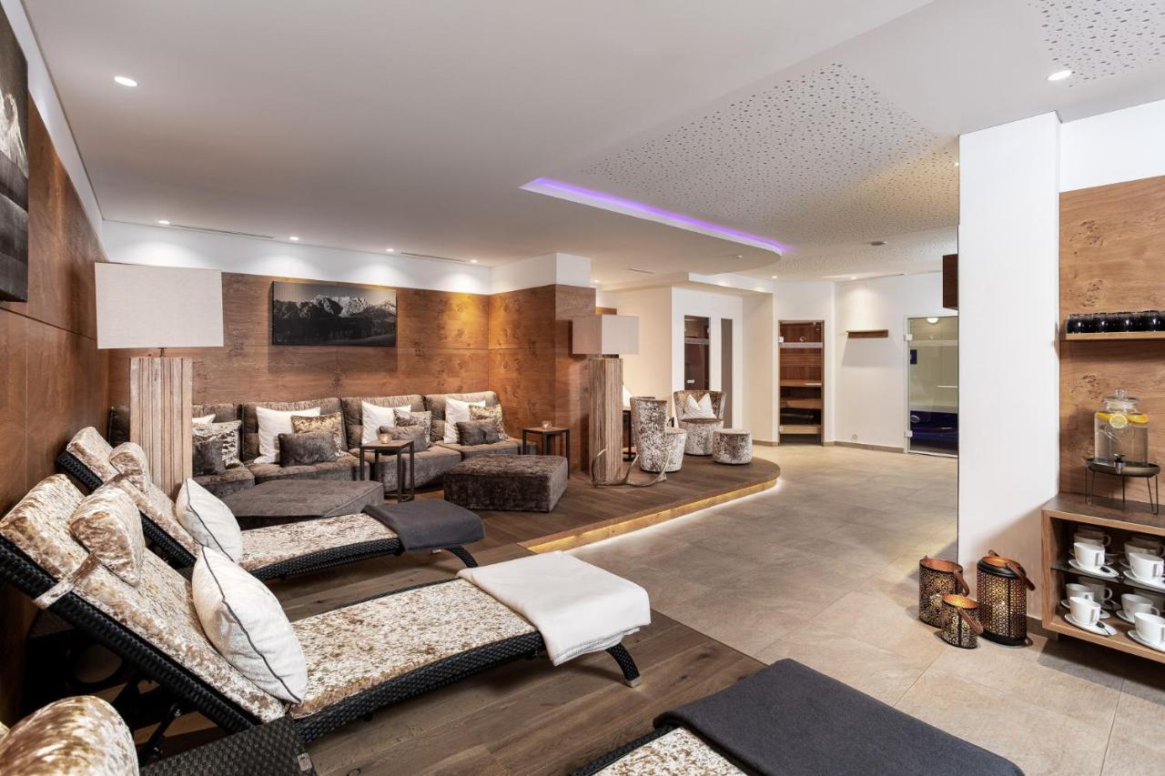 Almhof Alpin Apartments & Spa Dienten am Hochkönig Екстериор снимка