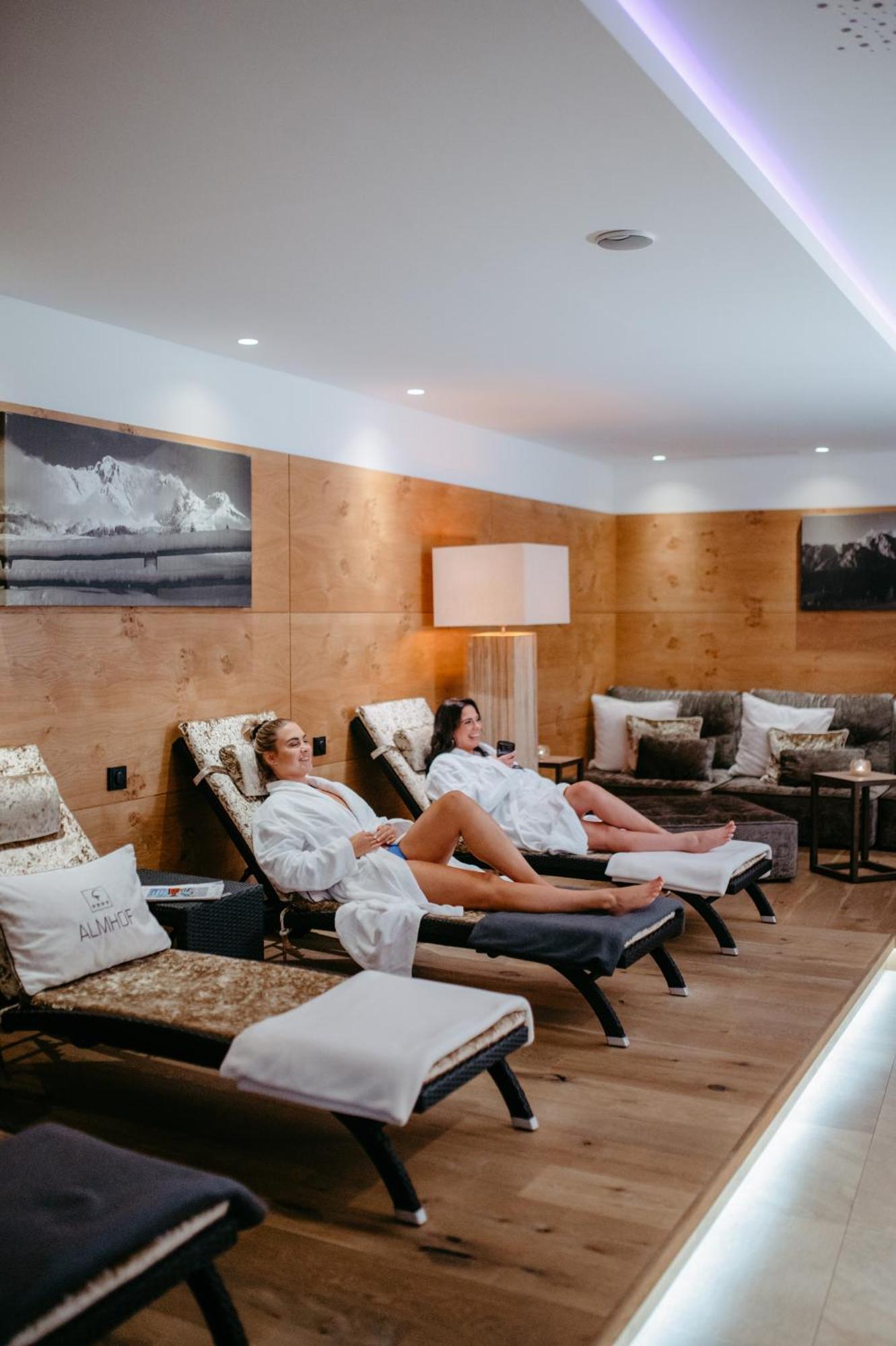 Almhof Alpin Apartments & Spa Dienten am Hochkönig Екстериор снимка