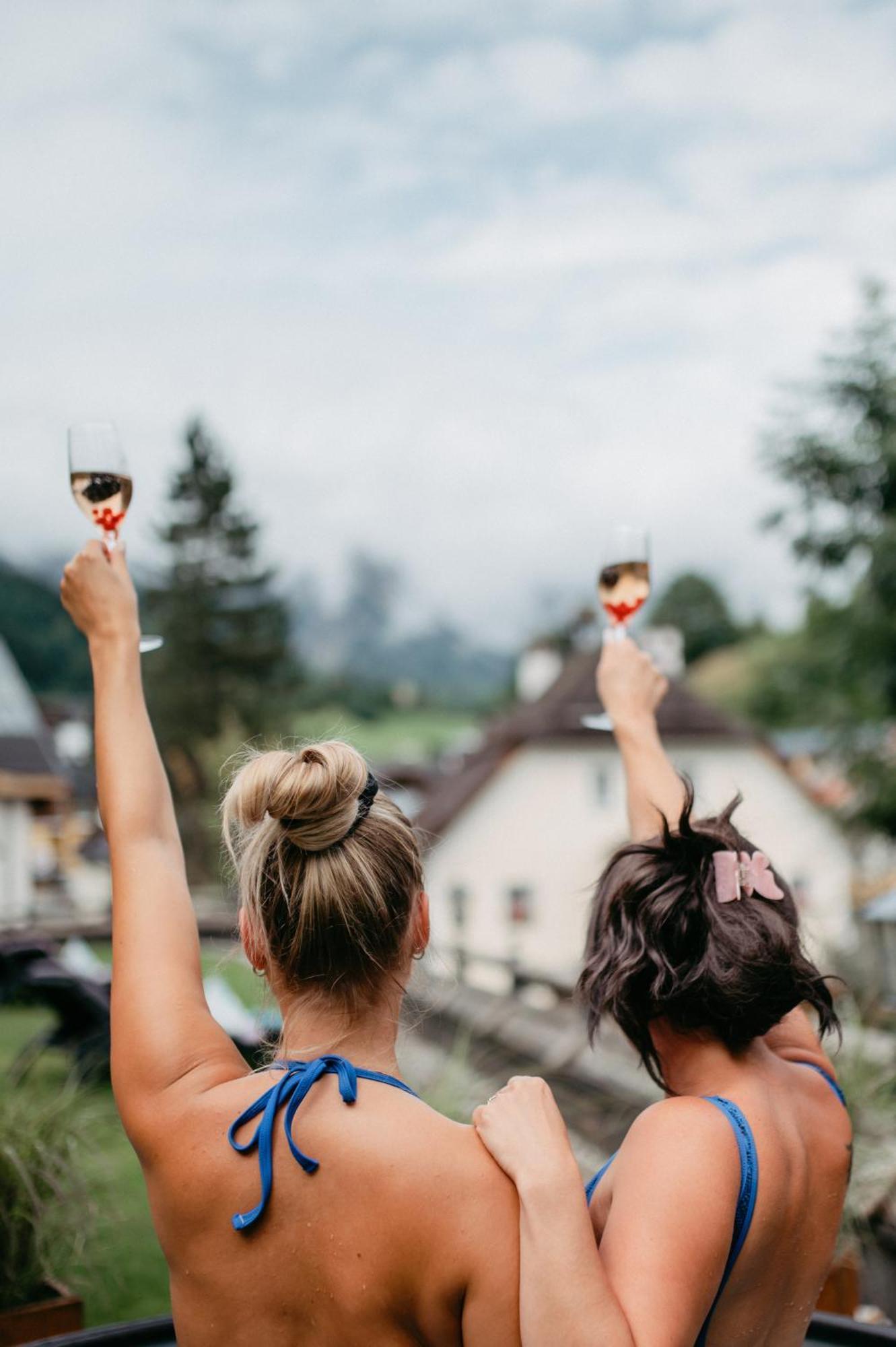 Almhof Alpin Apartments & Spa Dienten am Hochkönig Екстериор снимка